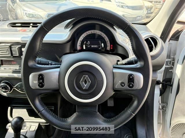 Renault TWINGO 2019-02 8037924-15