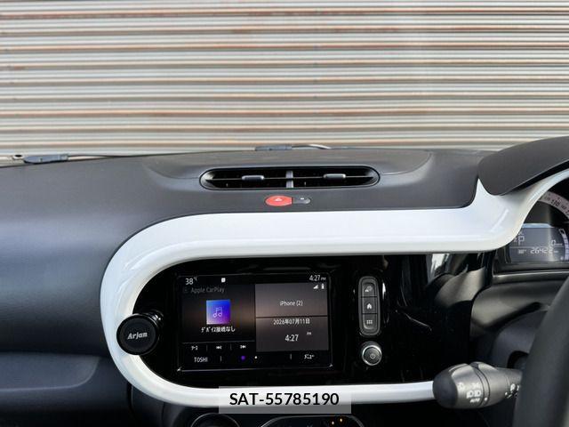 Renault TWINGO 2022-02 8037923-9