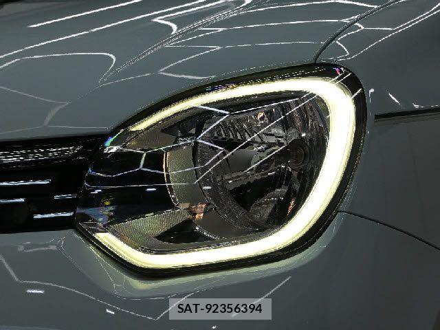 Renault TWINGO 2022-07 8132085-19