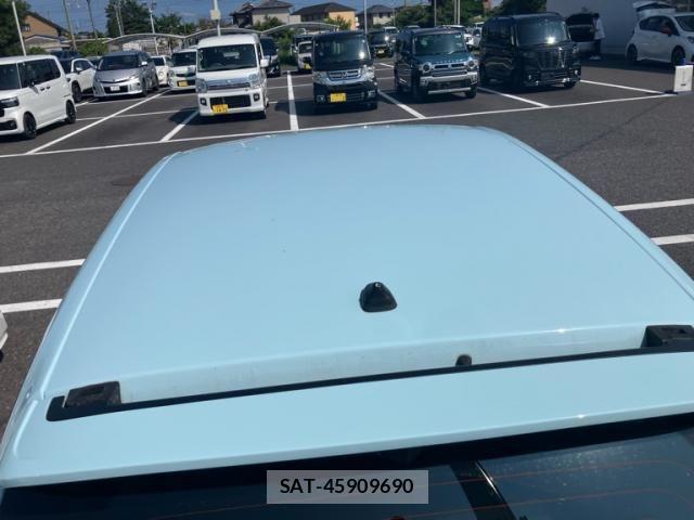 Renault TWINGO 2018-03 8132091-4