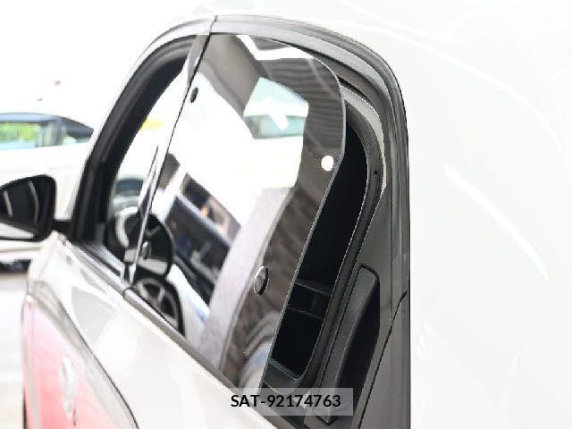 Renault TWINGO 2023-07 8209874-9