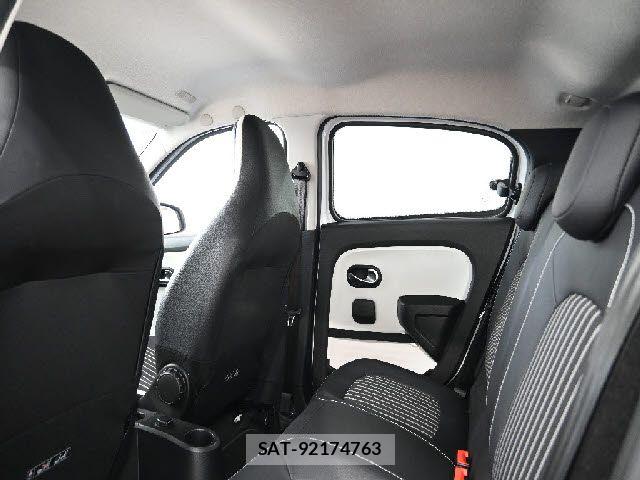 Renault TWINGO 2023-07 8209874-12