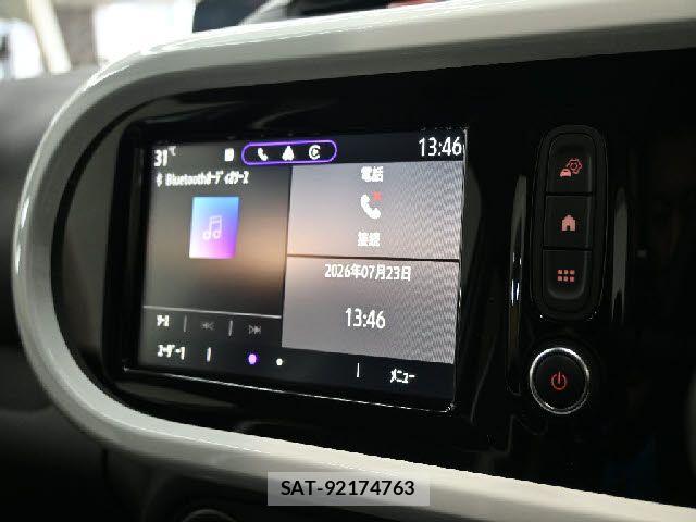 Renault TWINGO 2023-07 8209874-15