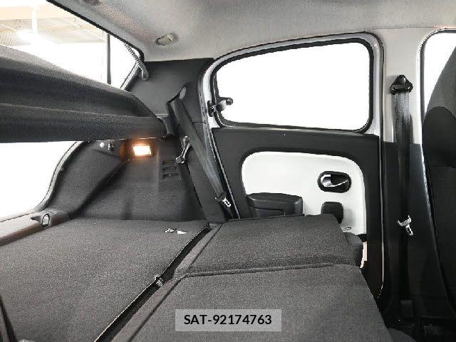 Renault TWINGO 2023-07 8209874-28