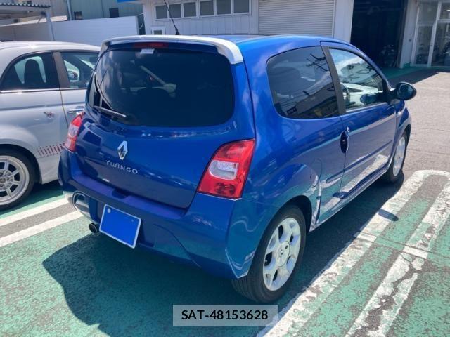 Renault TWINGO 2008-12 8231619-4