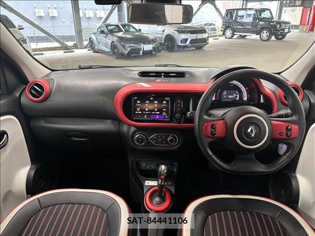 Renault TWINGO 2020-03 8246519-2