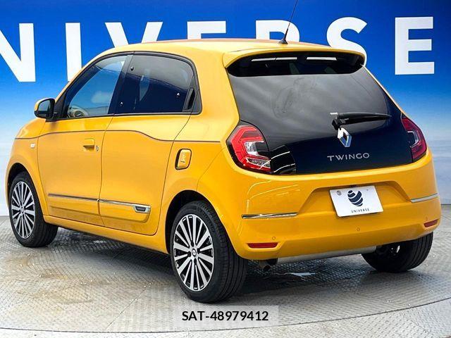 Renault TWINGO 2022-04 8246518-17