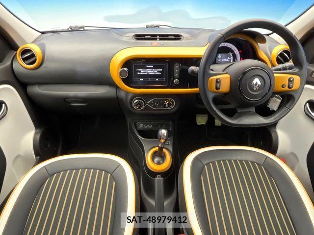 Renault TWINGO 2022-04 8246518-1