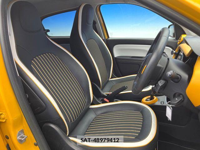 Renault TWINGO 2022-04 8246518-7