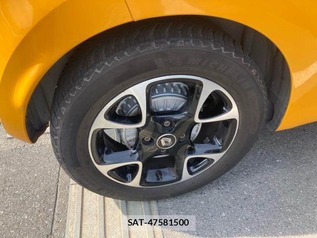 Renault TWINGO 2020-01 8316724-10