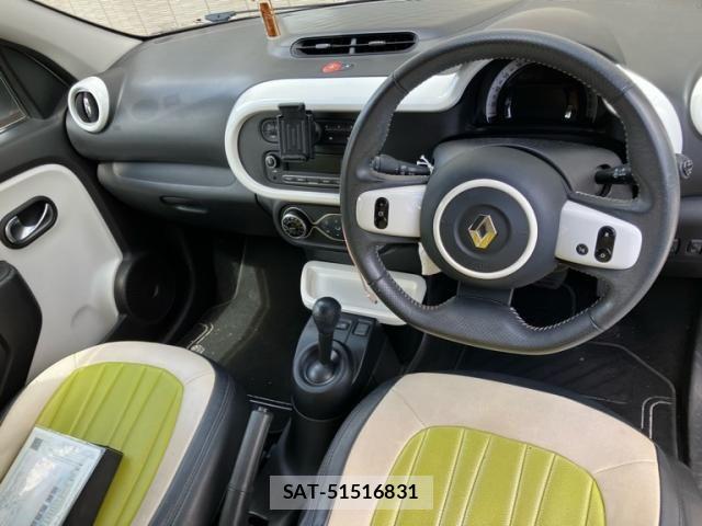 Renault TWINGO 2019-01 8368349-17