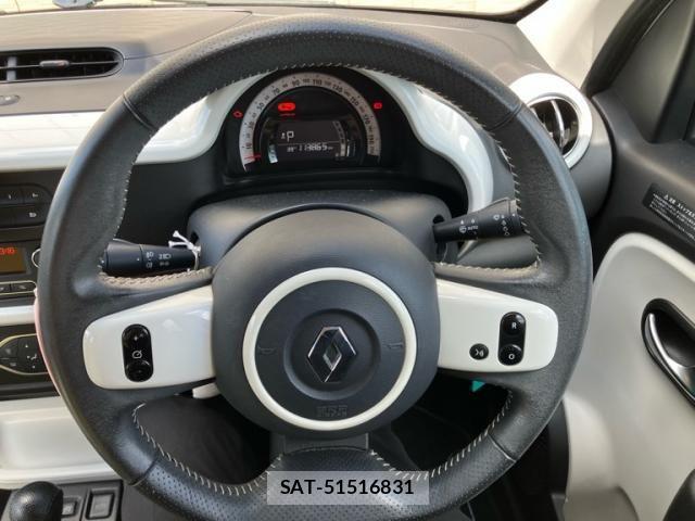 Renault TWINGO 2019-01 8368349-23
