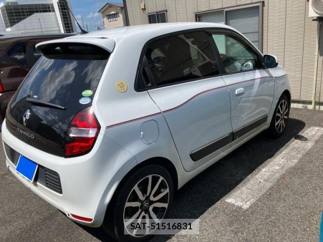 Renault TWINGO 2019-01 8368349-3