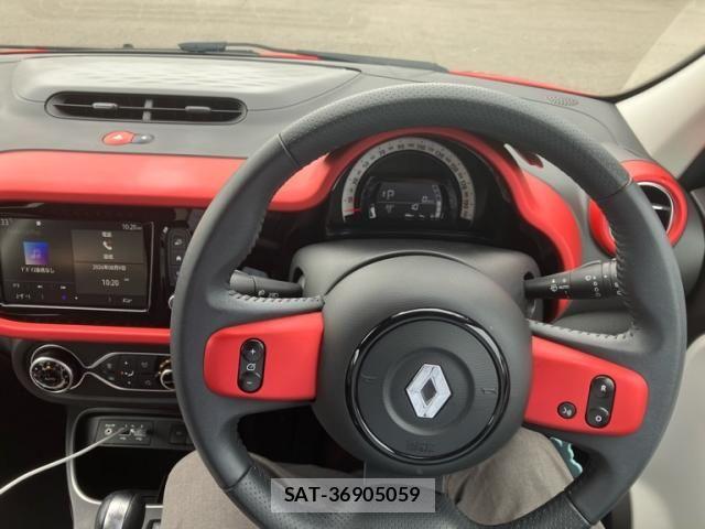 Renault TWINGO 2022-09 8368346-4