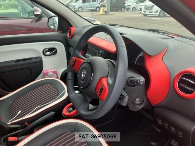 Renault TWINGO 2022-09 8368346-5