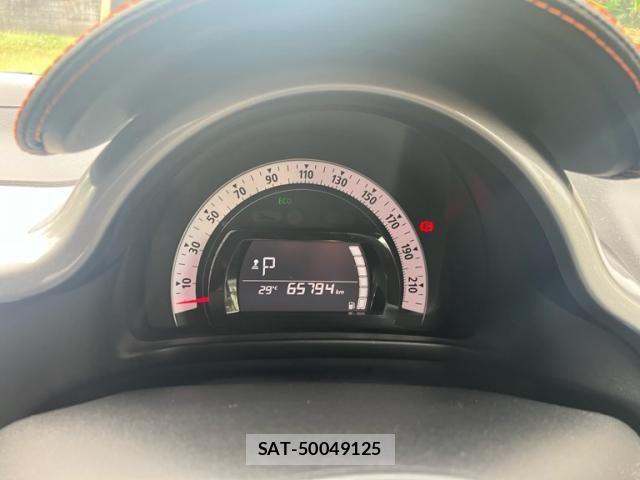 Renault TWINGO 2018-03 8457224-9