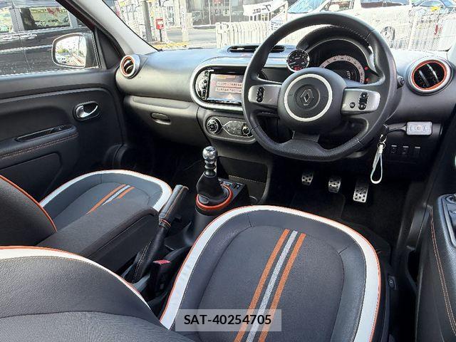 Renault TWINGO 2019-05 8486023-16