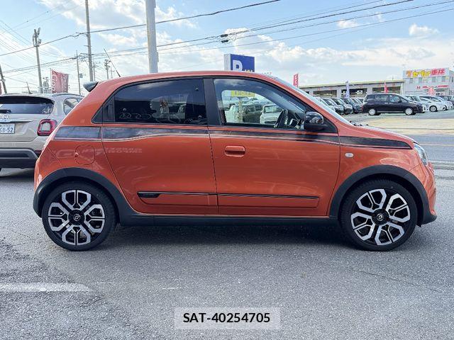 Renault TWINGO 2019-05 8486023-8