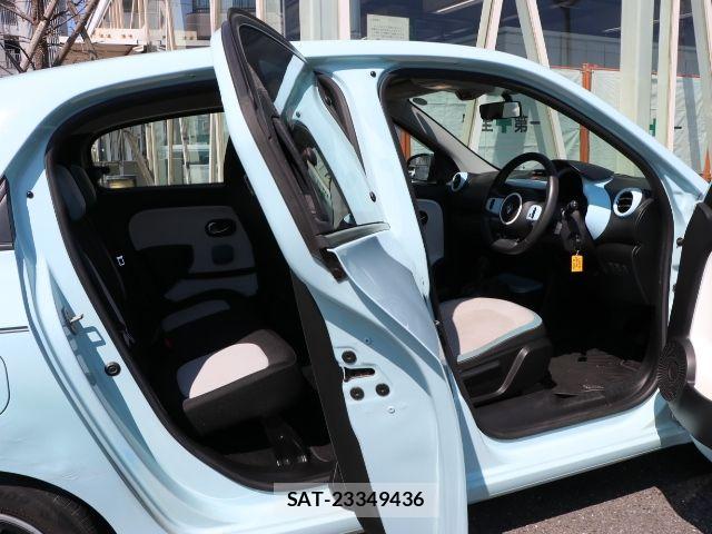 Renault TWINGO 2017-04 8563391-8