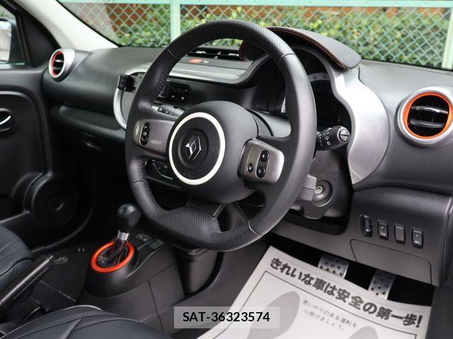 Renault TWINGO 2019-02 8661280-1