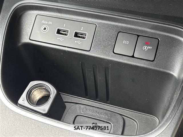 Renault TWINGO 2019-11 8661279-11