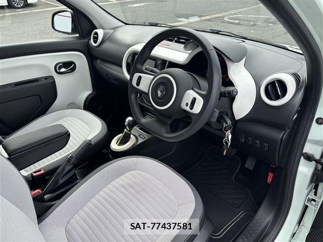 Renault TWINGO 2019-11 8661279-4