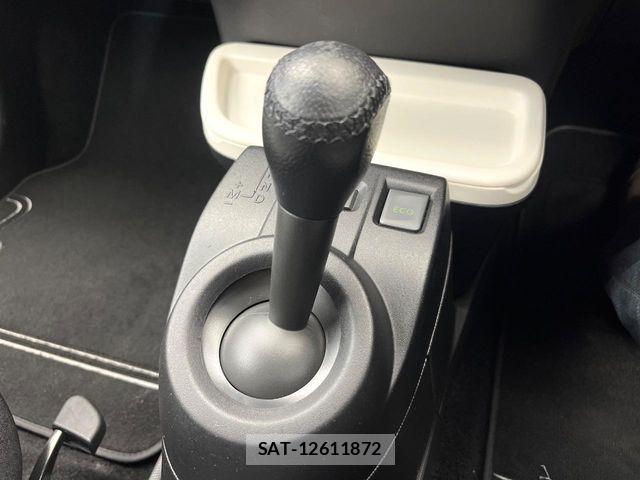Renault TWINGO 2017-03 8661284-9