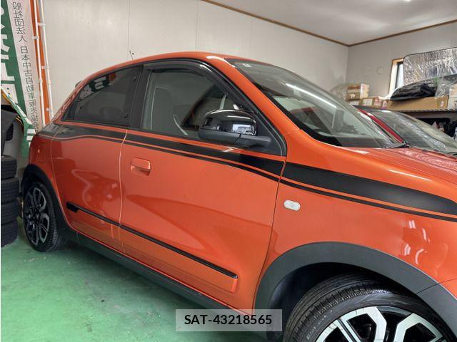 Renault TWINGO 2018-04 8871954-5