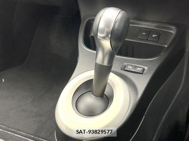Renault TWINGO 2021-10 8871957-11