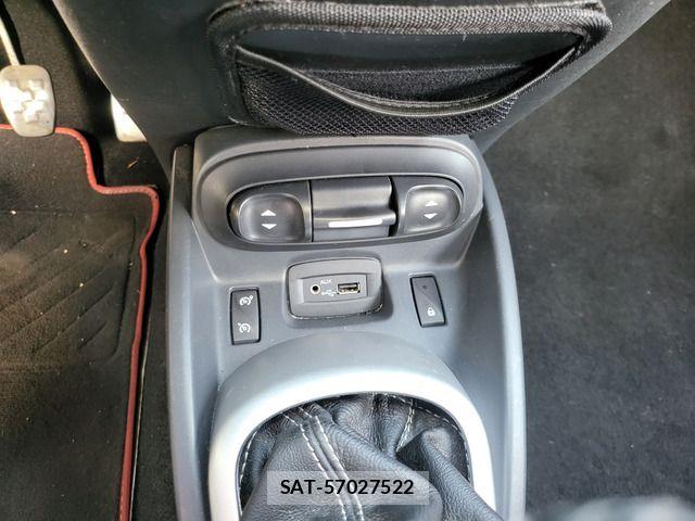 Renault WIND 2011-08 8661286-15