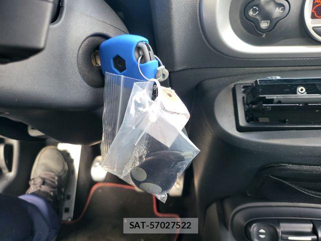 Renault WIND 2011-08 8661286-17