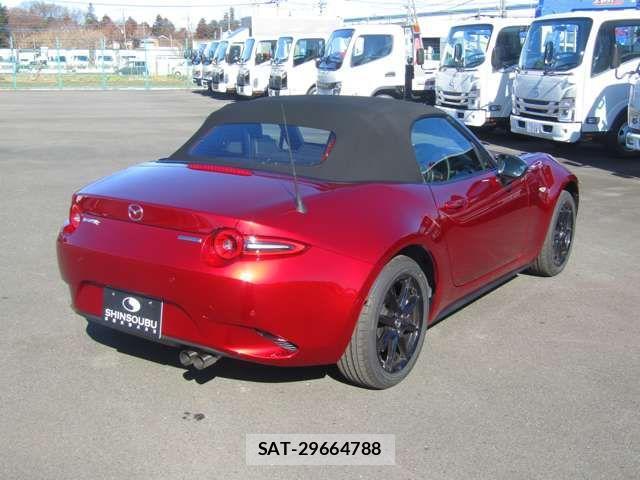 Mazda ROADSTER 2024-09 770453-4