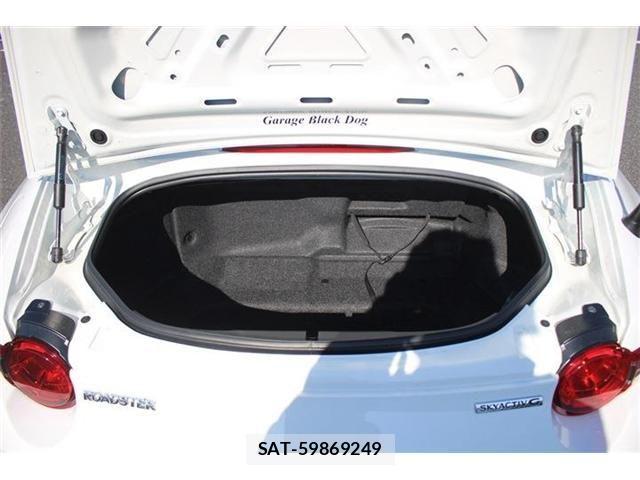 Mazda ROADSTER 2021-07 1430121-28