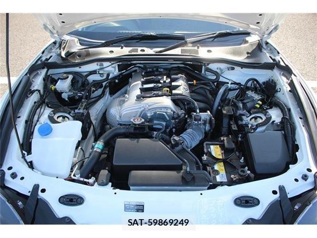 Mazda ROADSTER 2021-07 1430121-29