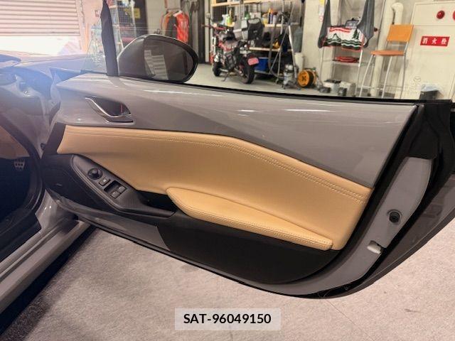 Mazda ROADSTER 2025-03 2251009-25