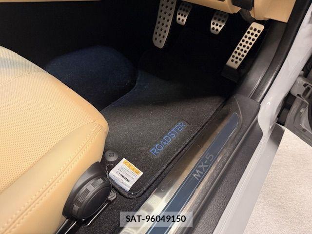 Mazda ROADSTER 2025-03 2251009-28