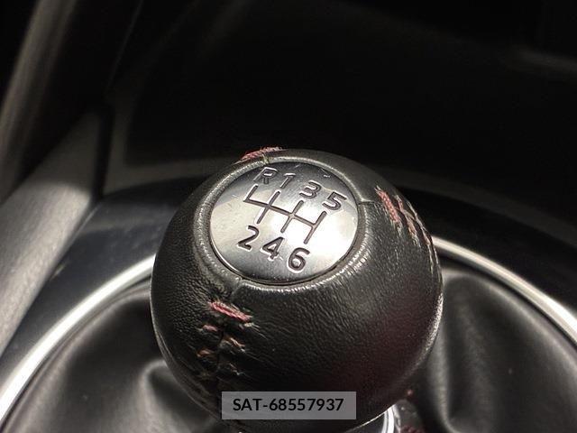 Mazda ROADSTER 2015-08 3775404-16