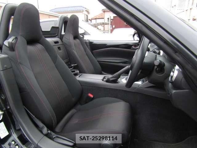 Mazda ROADSTER 2018-07 4048225-11