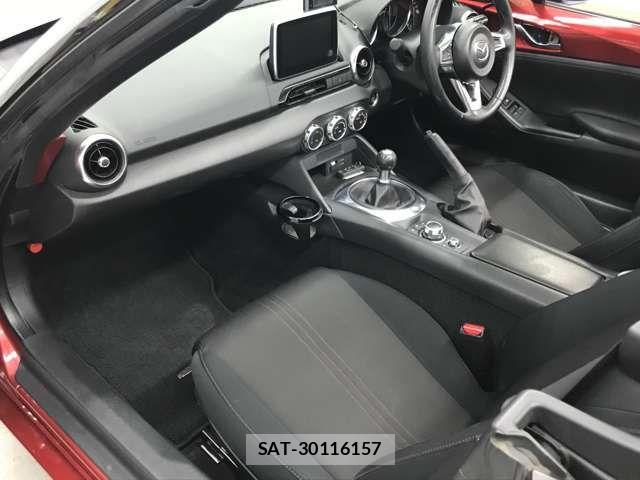 Mazda ROADSTER 2016-09 5877026-16