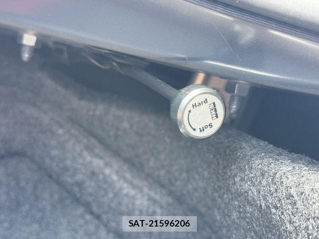 Mazda ROADSTER 2022-09 5877004-28