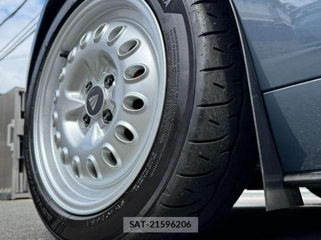 Mazda ROADSTER 2022-09 5877004-2
