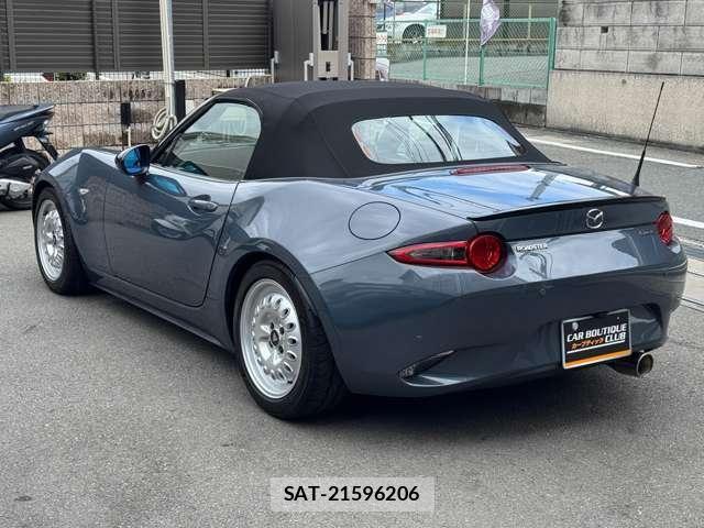 Mazda ROADSTER 2022-09 5877004-6
