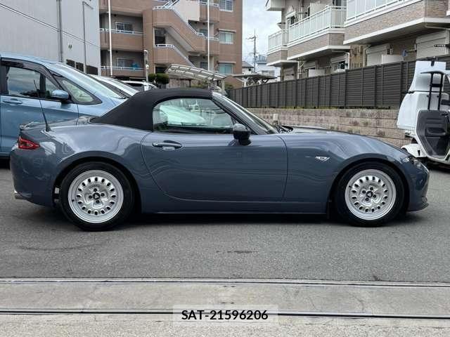 Mazda ROADSTER 2022-09 5877004-8