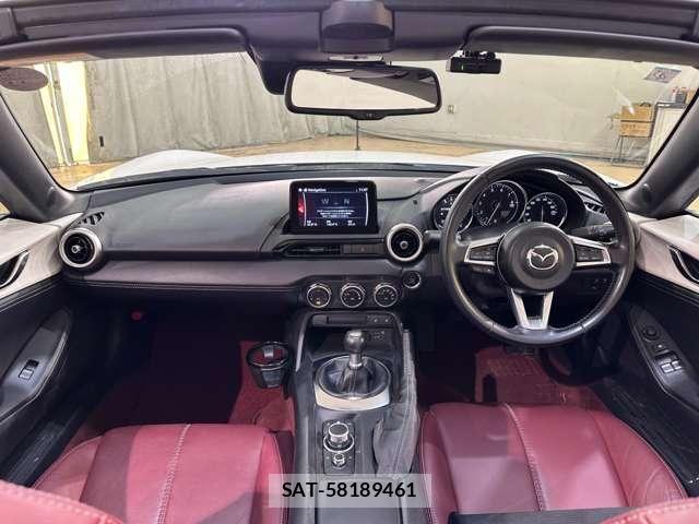 Mazda ROADSTER 2021-04 6017114-19