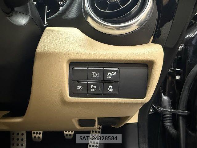 Mazda ROADSTER 2024-02 6017109-18
