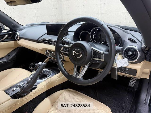 Mazda ROADSTER 2024-02 6017109-2