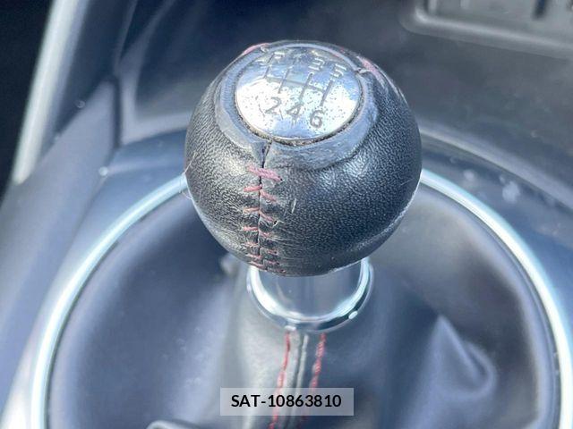 Mazda ROADSTER 2015-06 6218998-2