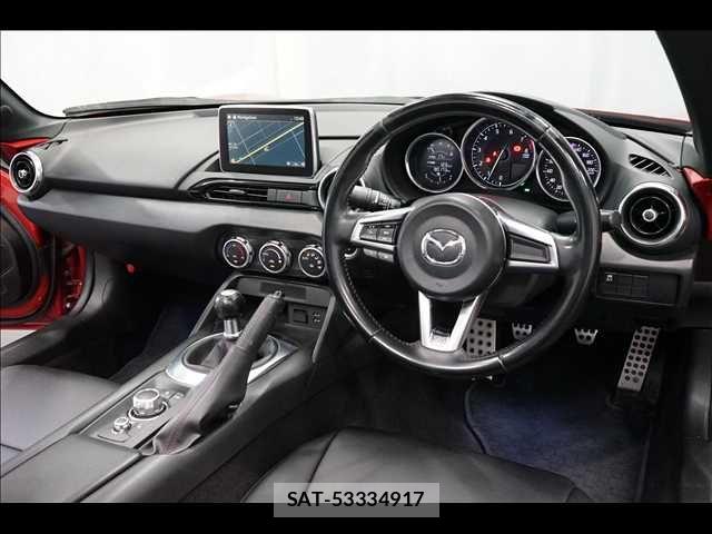 Mazda ROADSTER 2015-08 6247045-1