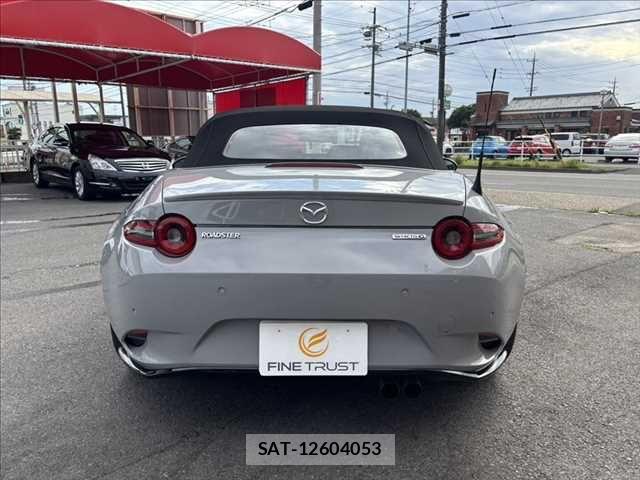 Mazda ROADSTER 2024-02 6272713-17