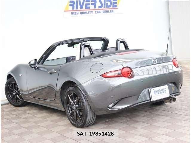 Mazda ROADSTER 2021-03 6502649-29